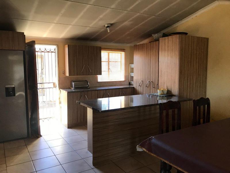 3 Bedroom Property for Sale in Bochabella Free State